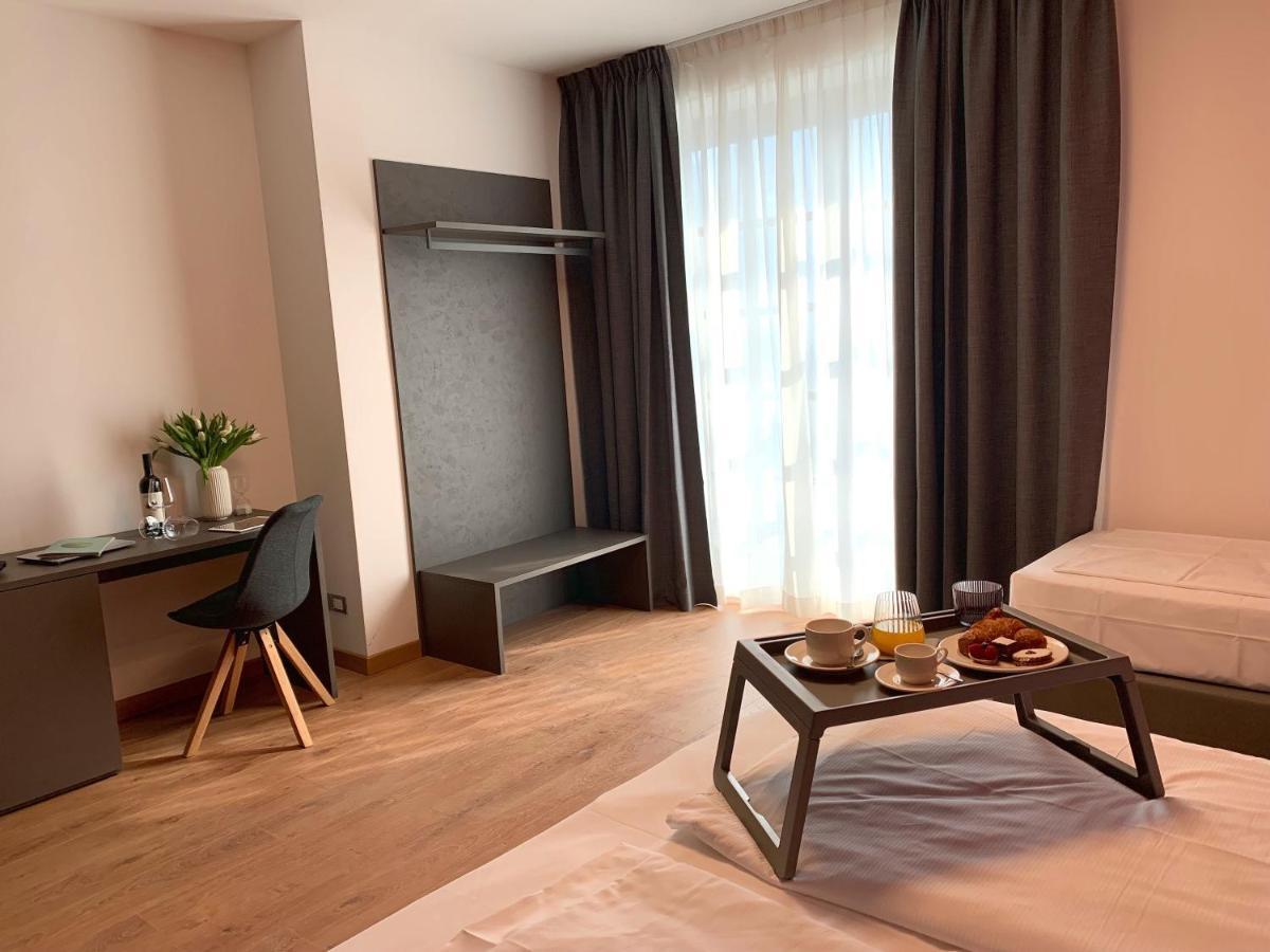 Guest House Le Cassandre Sondrio Zewnętrze zdjęcie